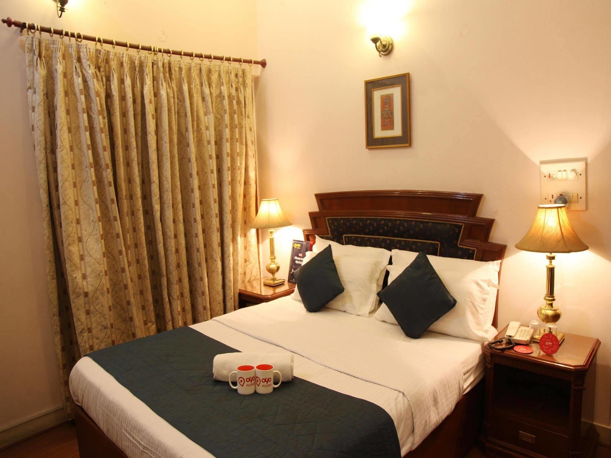 Hotel Imperial House Allāhābād Junction Екстериор снимка