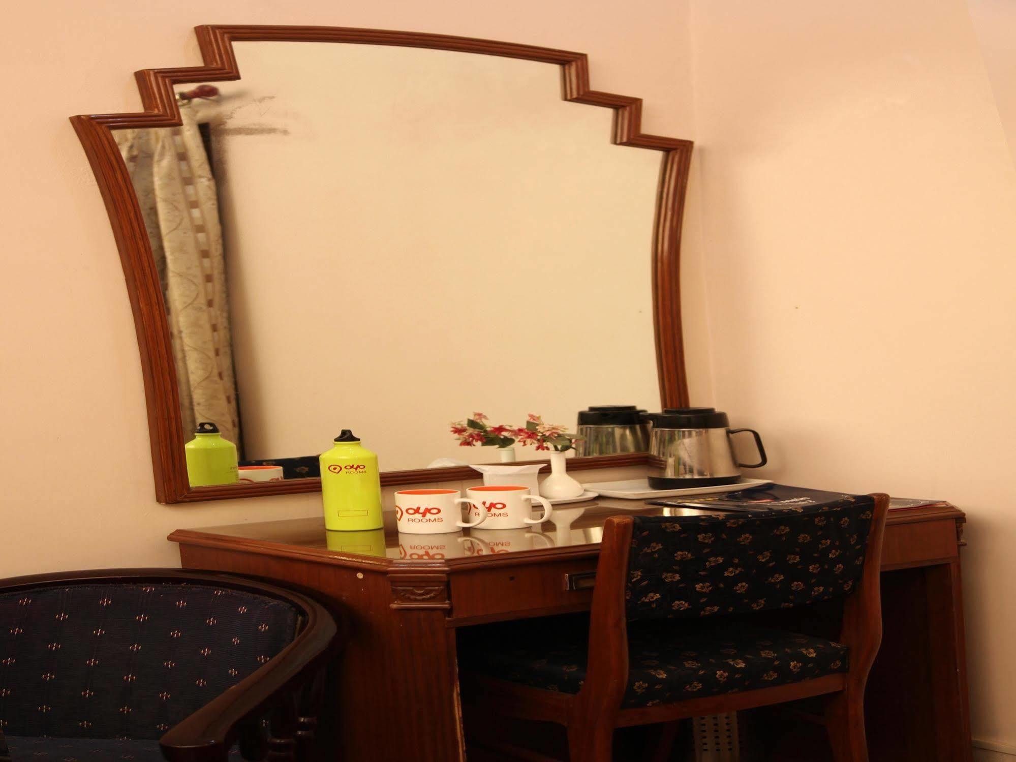 Hotel Imperial House Allāhābād Junction Екстериор снимка