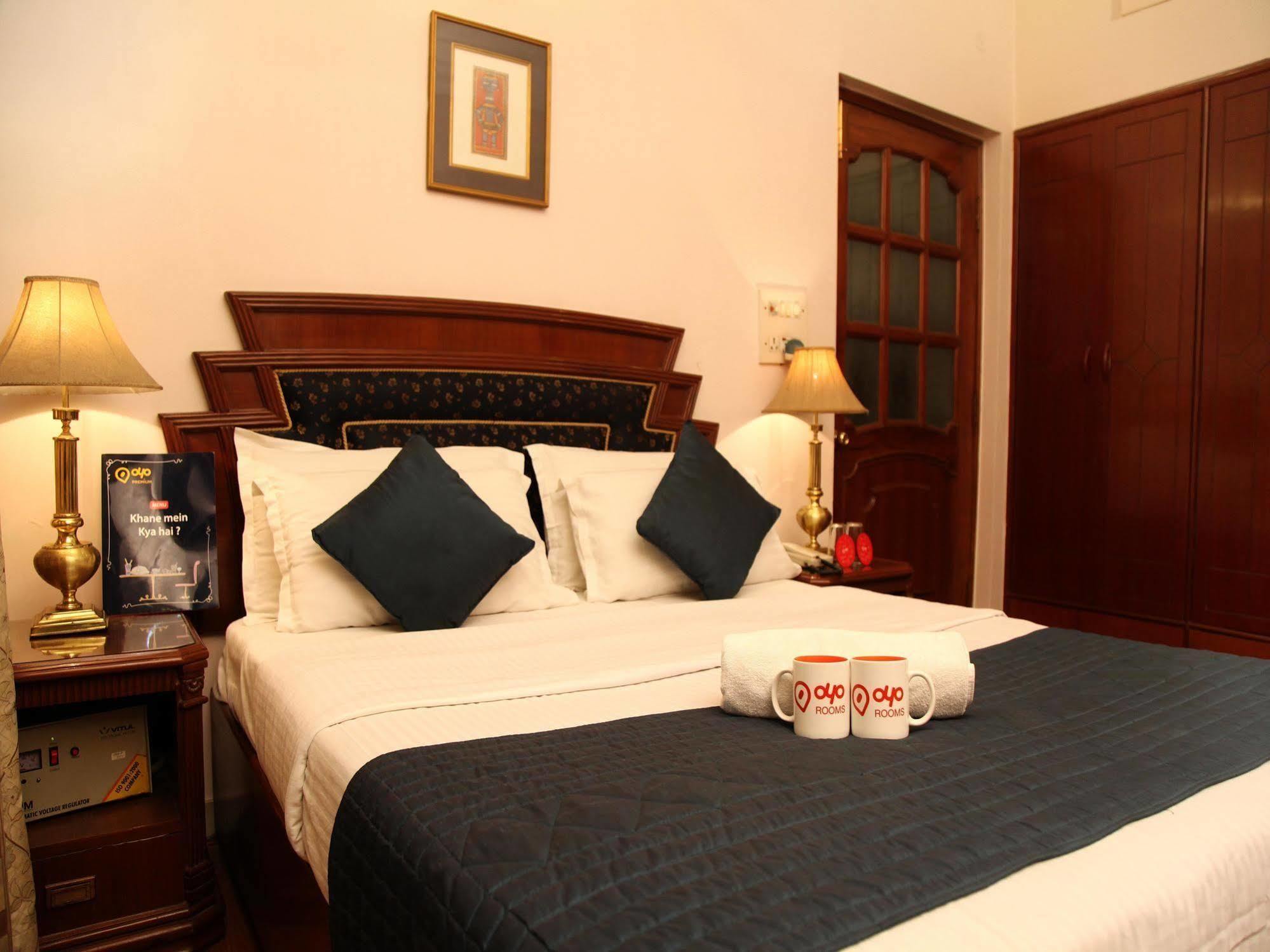 Hotel Imperial House Allāhābād Junction Екстериор снимка